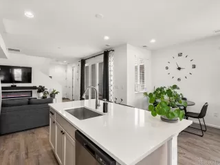 Photo #2: 9618224 Listing