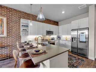 Photo #2: 9618788 Listing
