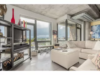 Photo #6: 9621104 Listing 