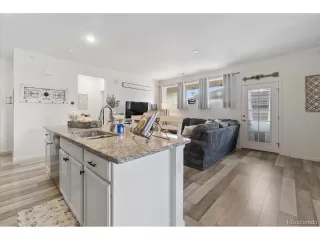 Photo #4: 9622089 Listing 