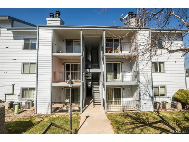 MLS: 9624186 Condo For Sale