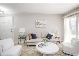 Photo #3: 9624186 Listing