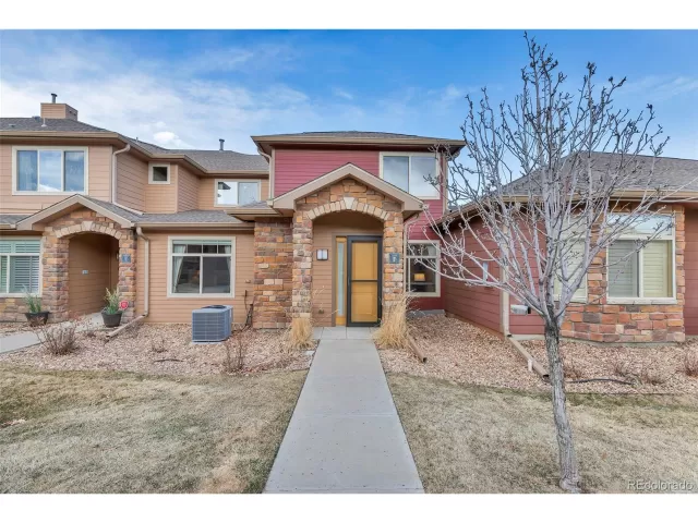 MLS: 9626417 Condo For Sale