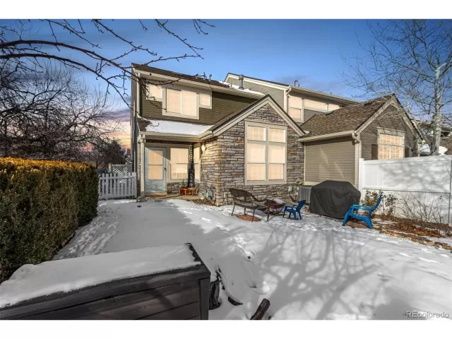 MLS: 9628617 Condo For Sale