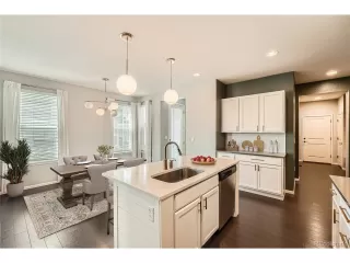 Photo #4: 9628674 Listing