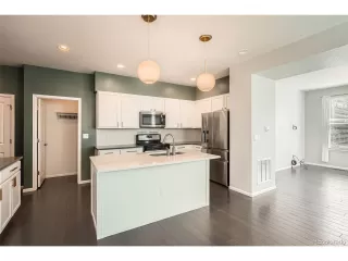 Photo #5: 9628674 Listing