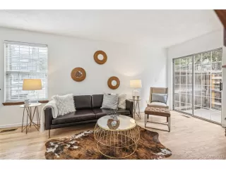 Photo #4: 9630240 Listing 