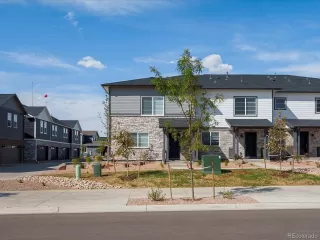 Photo #2: 9631972 Listing