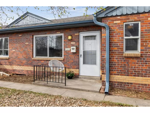 MLS: 9634726 Condo For Sale