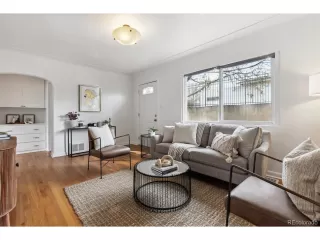 Photo #4: 9634726 Listing