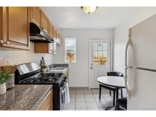 Photo #5: 9634726 Listing