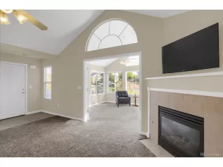 Photo #4: 9636162 Listing