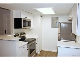 Photo #6: 9637544 Listing 