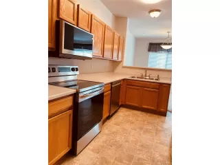 Photo #4: 9643925 Listing 