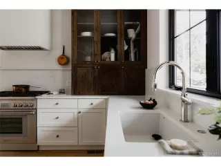 Photo #2: 9644152 Listing