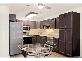 Photo #6: 9644698 Listing 