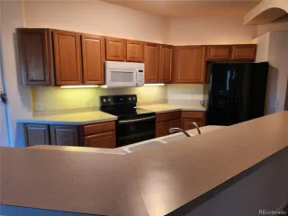 Photo #3: 9644966 Listing