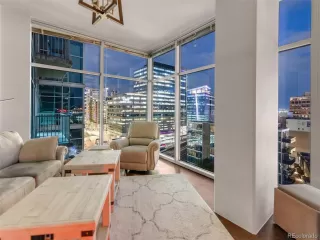 Photo #3: 9647382 Listing