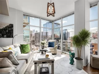 Photo #4: 9647382 Listing