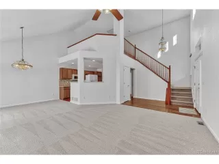 Photo #4: 9647698 Listing