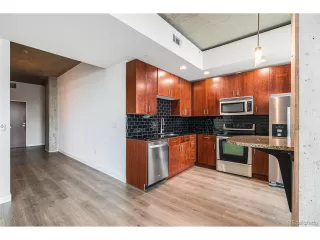 Photo #3: 9648813 Listing 