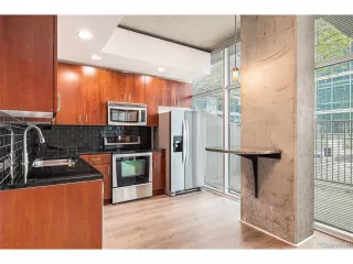 Photo #5: 9648813 Listing 