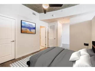 Photo #6: 9648813 Listing 