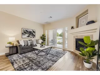 Photo #5: 9653647 Listing