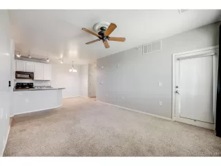 Photo #3: 9659630 Listing