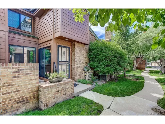 MLS: 9659990 Condo For Sale