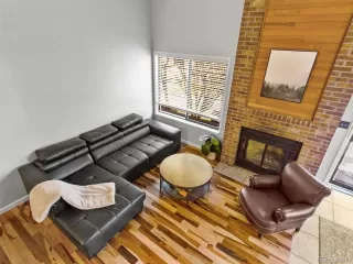 Photo #5: 9659990 Listing 