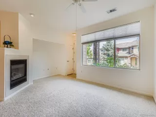 Photo #5: 9659991 Listing