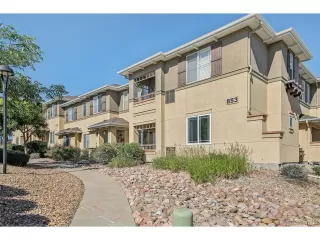 Photo #3: 9661283 Listing