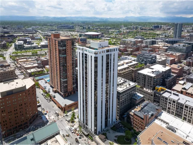 MLS: 9662818 Condo For Sale