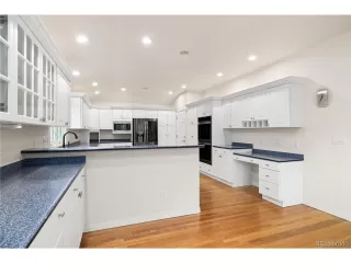 Photo #2: 9663021 Listing