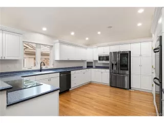 Photo #3: 9663021 Listing