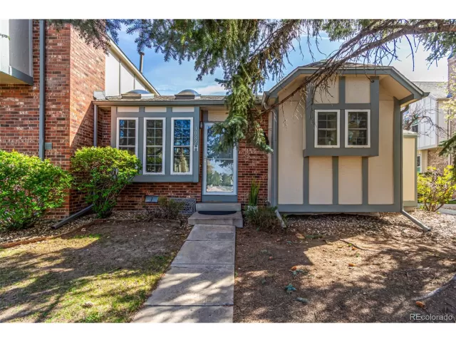 MLS: 9663643 Condo For Sale