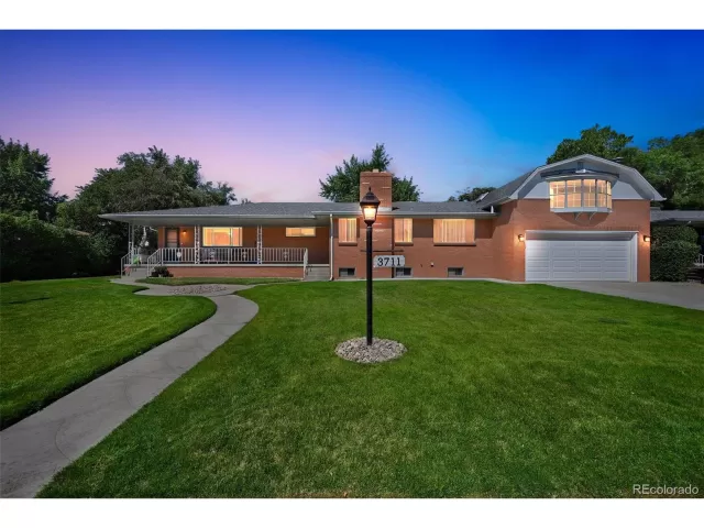 MLS: 9663892 Condo For Sale