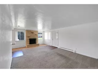 Photo #3: 9663892 Listing 