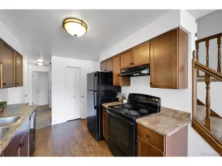 Photo #6: 9663892 Listing 