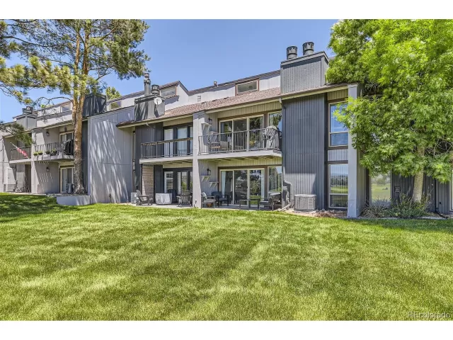 MLS: 9667209 Condo For Sale