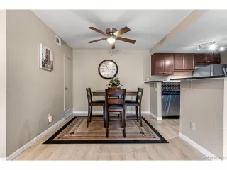 Photo #6: 9671096 Listing