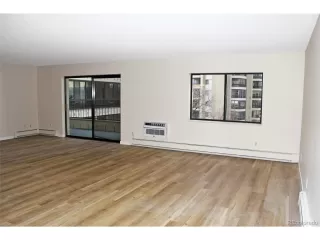 Photo #5: 9672147 Listing