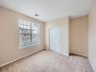 Photo #6: 9672533 Listing