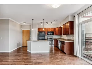 Photo #4: 9674012 Listing