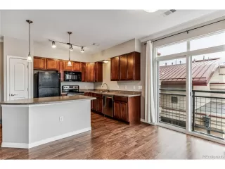 Photo #5: 9674012 Listing