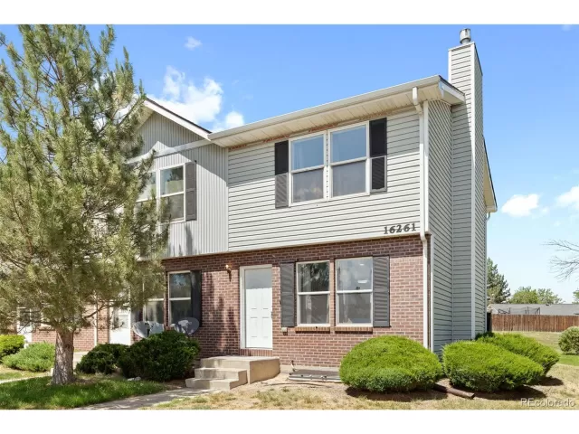 MLS: 9675509 Condo For Sale