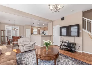 Photo #4: 9675595 Listing