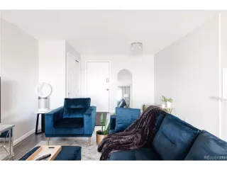 Photo #2: 9676560 Listing