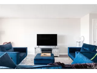 Photo #3: 9676560 Listing